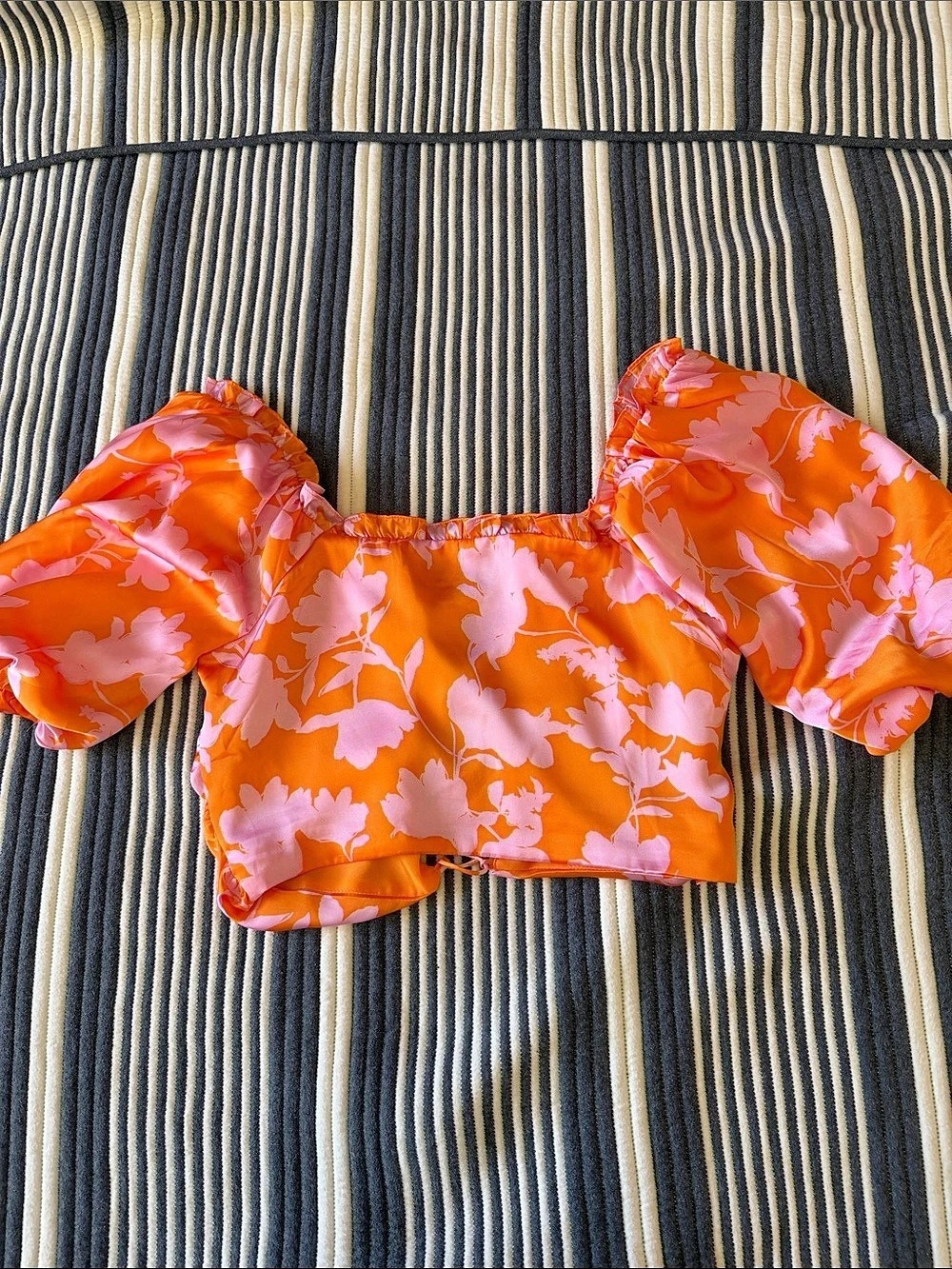 Lumiere Floral Tie-Front Crop Top in Orange & Pink
